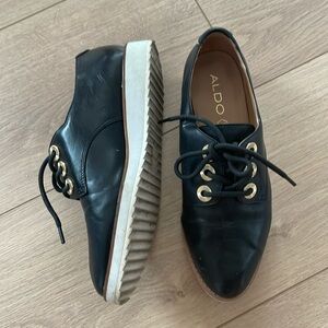 Black Aldo dress shoes